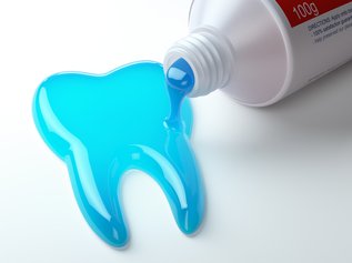 fluoride toothpaste for stronger healthier teeth